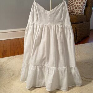 White cotton lined dress